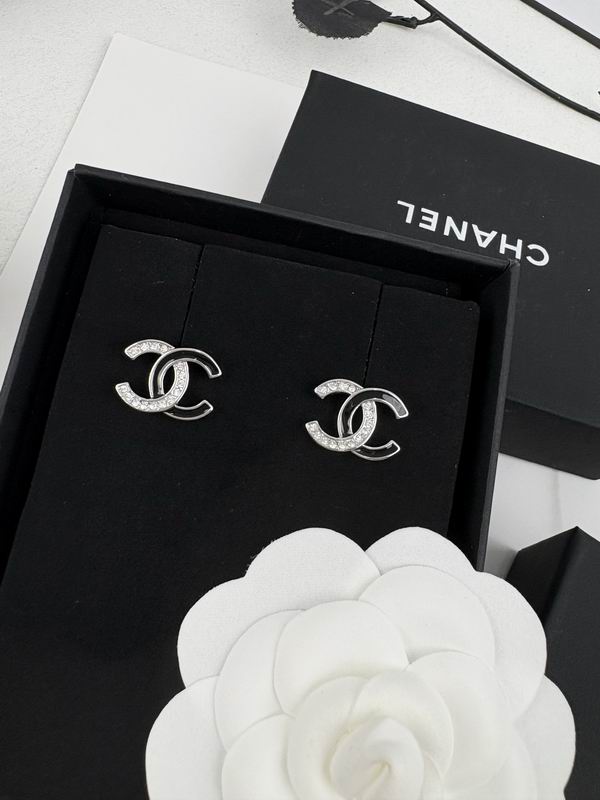 Chanel Earring 03yxs659